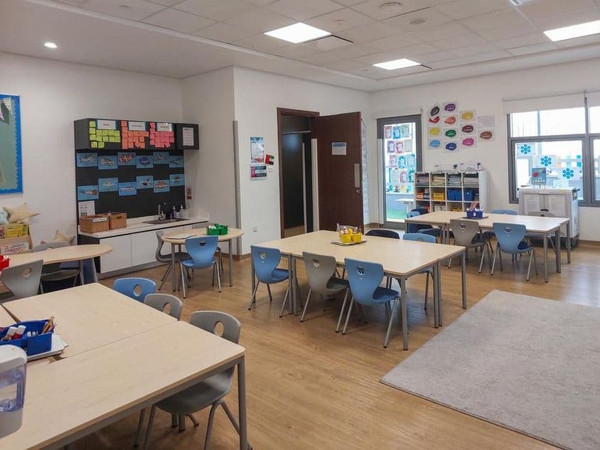 خالی کلاس روم