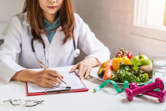غذائی درجہ بندی نظام میں قدروں کا حساب لگانا