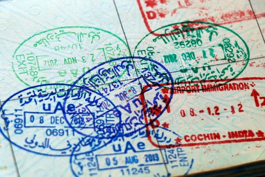 یو اے ای ویزا اسٹیمپنگ، متحدہ عرب امارات اور بھارتی سرکاری اسٹیمپ