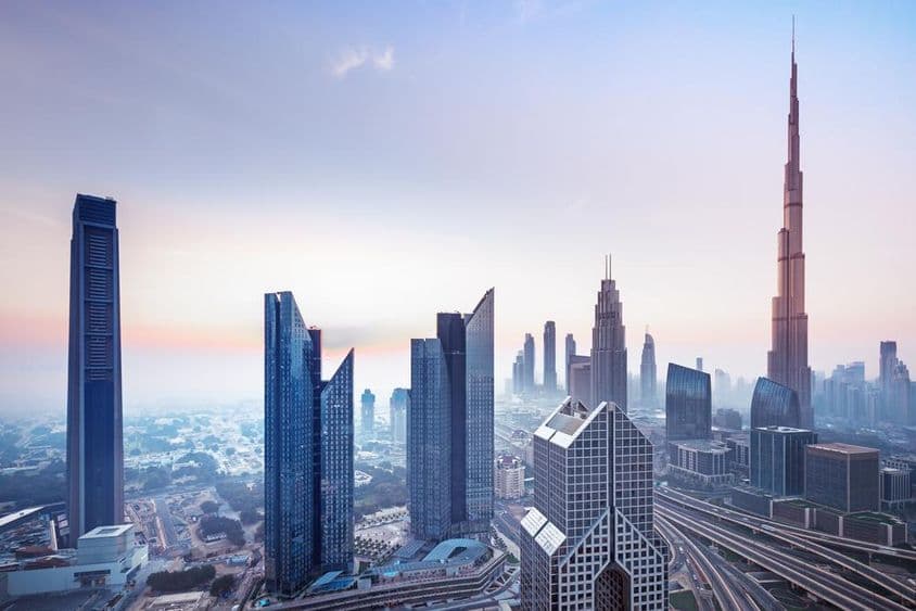 دبئی شہر کے مرکز کا فضائی منظر، متحدہ عرب امارات