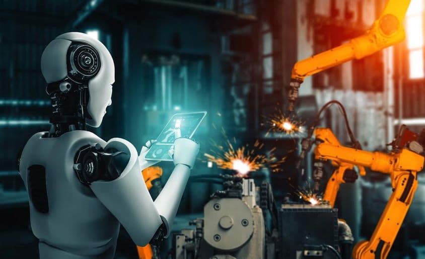 حساب کے عمل کے دوران مینوفیکچرنگ لائن پر مصنوعی ذہانت روبوٹک بازوؤں کی نگرانی کر رہی ہے۔