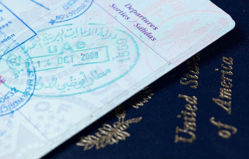 ایک امریکی پاسپورٹ میں امیگریشن اسٹیمپ۔