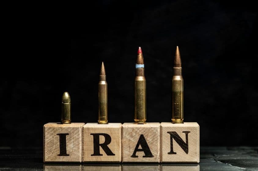 ایران کی فوجی طاقت اور بڑھتی ہوئی جنگی کشیدگیاں۔