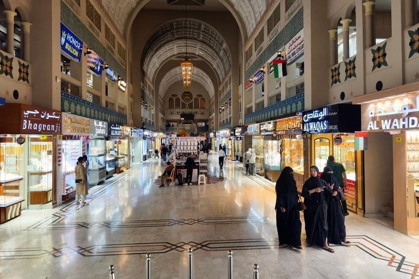 متحدہ عرب امارات، شارجہ میں شاپنگ مال