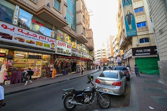 بر دبئی کی پرانی گلیاں۔