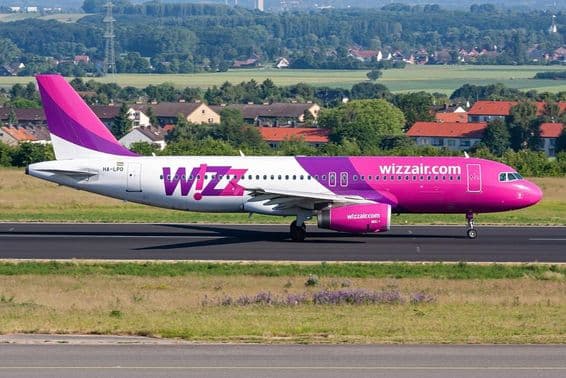 ویز ایئر ایئربس A320-200 رجسٹرڈ ہوائی جہاز۔