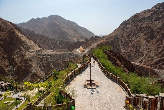 شارجہ کے پہاڑوں میں ایک خوبصورت پارک۔