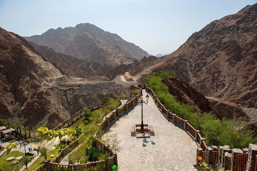 شارجہ کے پہاڑوں میں ایک خوبصورت پارک۔