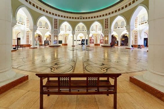 دبئی مال میں گولڈ مارکیٹ۔