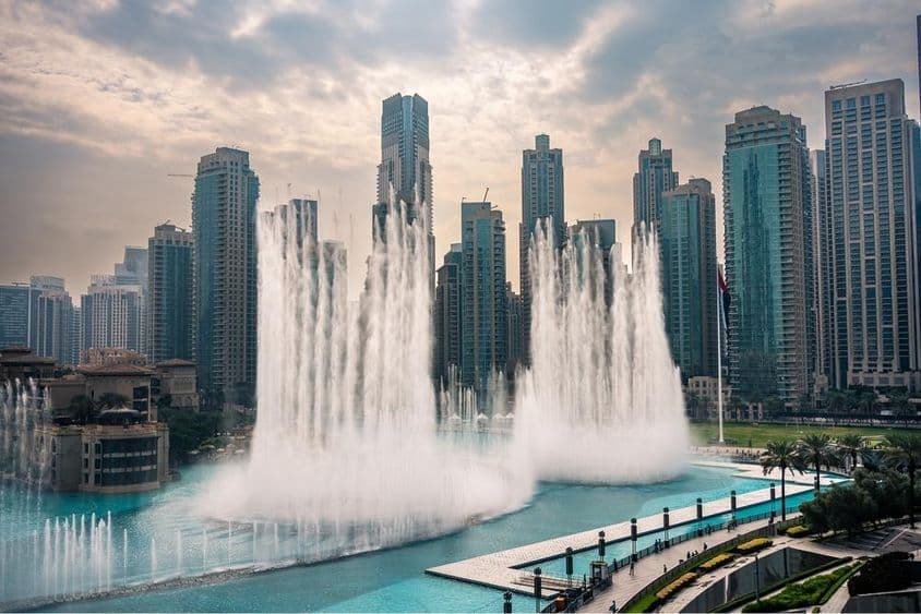 دنیا کا سب سے بڑا کوریوگرافڈ فاؤنٹین نظام، دبئی فاؤنٹین