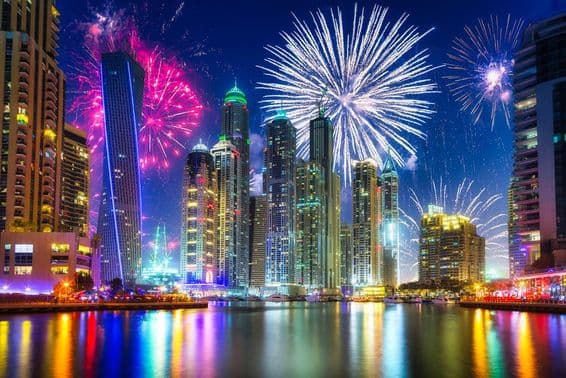 دبئی، متحدہ عرب امارات میں نئے سال کی آتشبازی۔