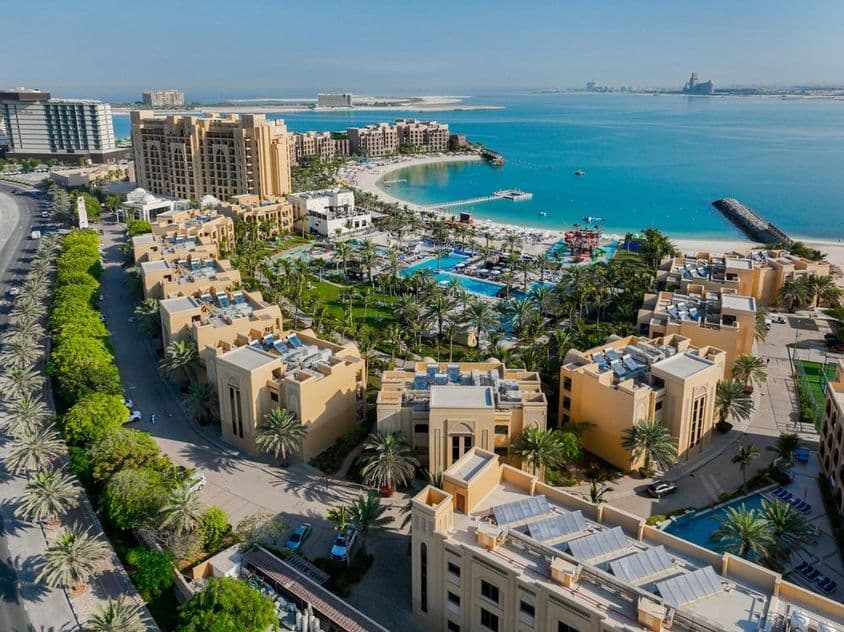 المرجان جزیرہ، راس الخیمہ، لکژری ہوٹل۔