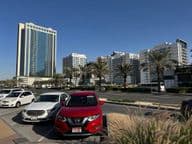 دبئی لینڈ ریذیڈنس کمپلیکس میں عمارات، ایک نئی رہائشی علاقہ۔