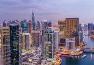 دبئی میں ایک ہائی وے جنکشن کی ہوائی منظر