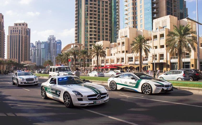 متحدہ عرب امارات کے قومی دن پر پریڈ۔